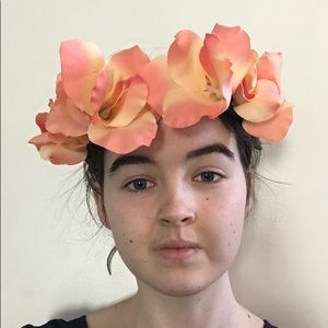 flower crown- pale pink/ peach gladiola